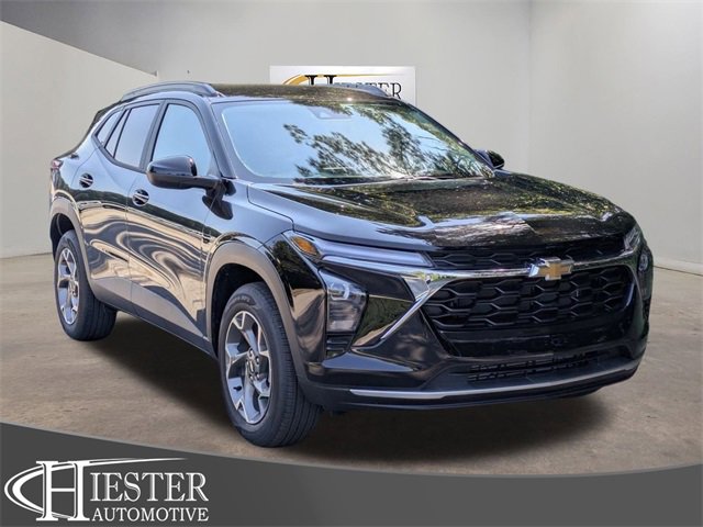 New 2025 Chevrolet Trax LT w/ Driver Confidence Package