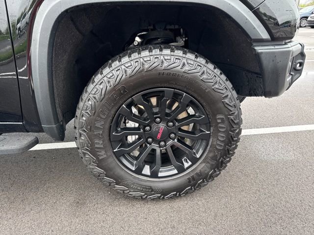 Used 2023 GMC Sierra 1500 AT4X AWD/4WD image 12