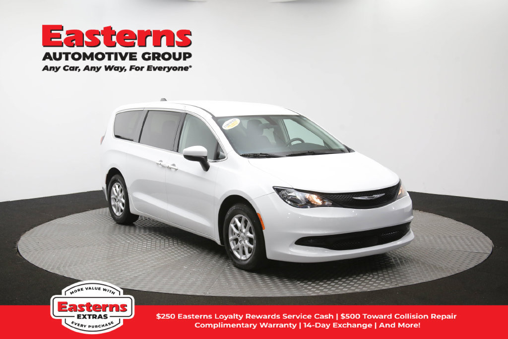 Used 2022 Chrysler Voyager LX FWD image 49