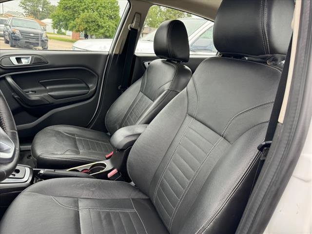 Used 2014 Ford Fiesta Titanium FWD image 9
