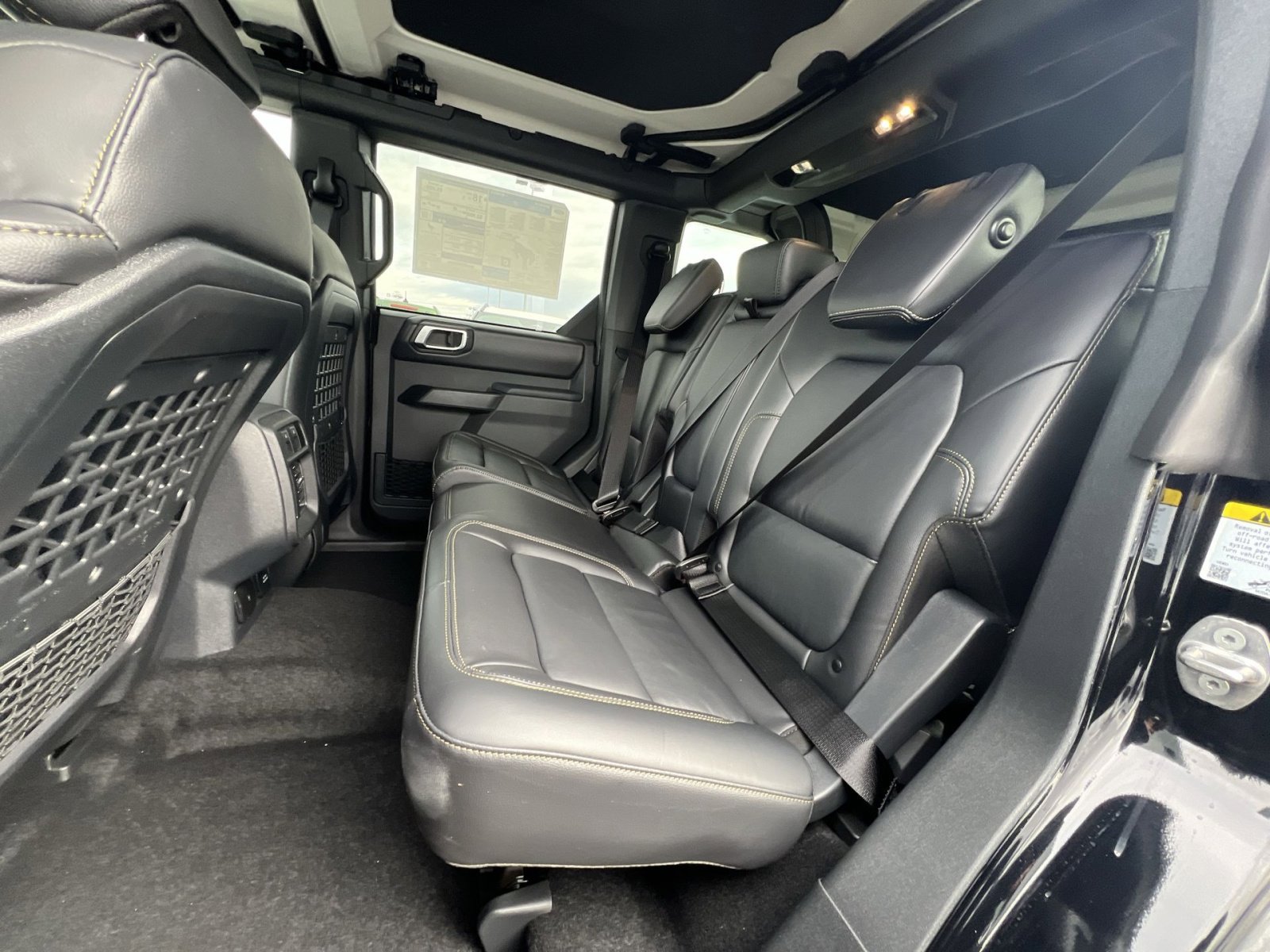 New 2025 Ford Bronco Badlands image 24