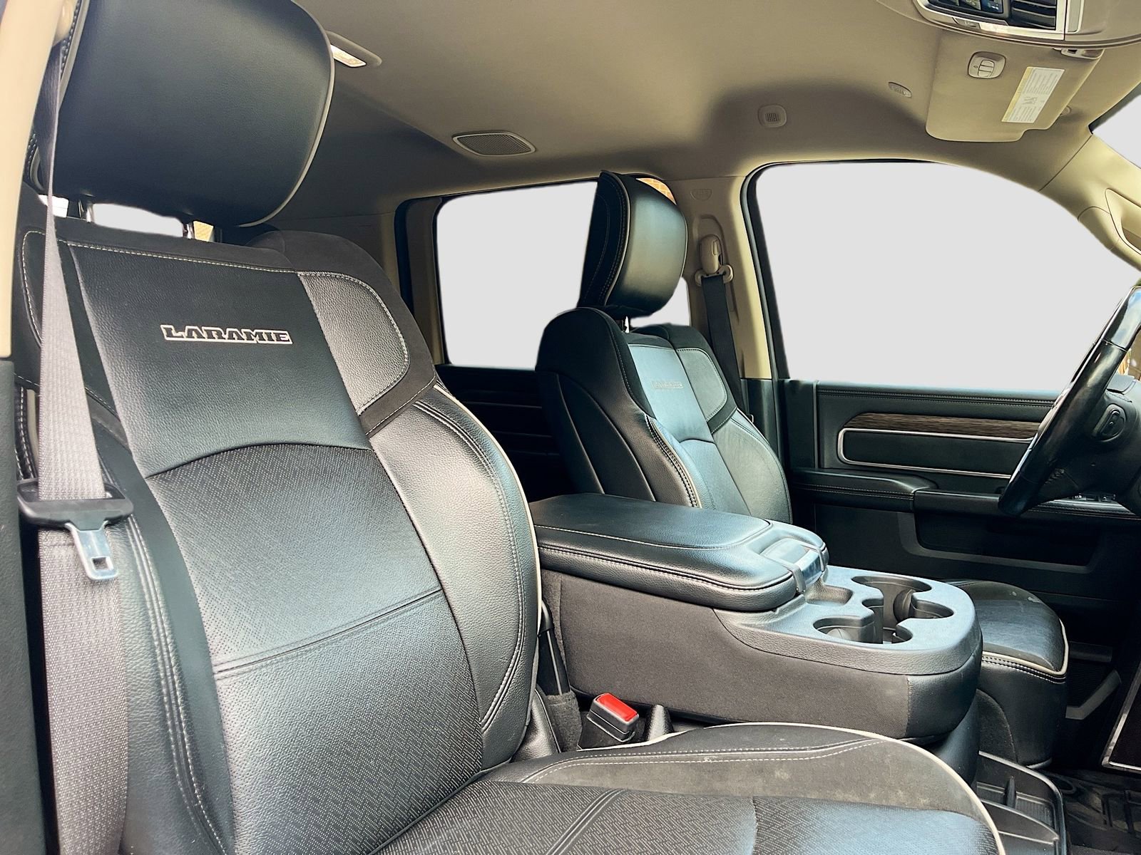 Used 2021 RAM 3500 Laramie w/ Cold Weather Group image 27