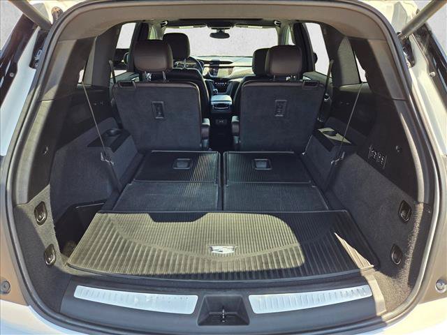 Used 2021 Cadillac XT6 Premium Luxury FWD image 6