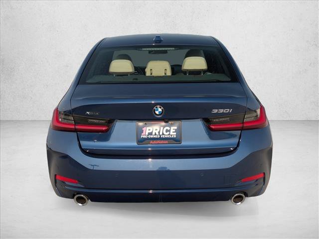Used 2023 BMW 330i xDrive Sedan w/ Premium Package AWD/4WD image 7