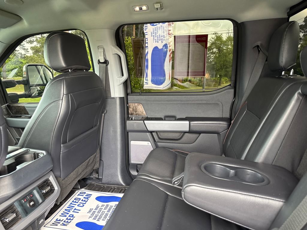Used 2024 Ford F250 Lariat w/ Lariat Ultimate Package image 42