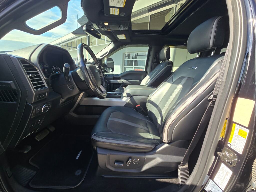 Used 2019 Ford F350 Platinum w/ Platinum Ultimate Package image 17