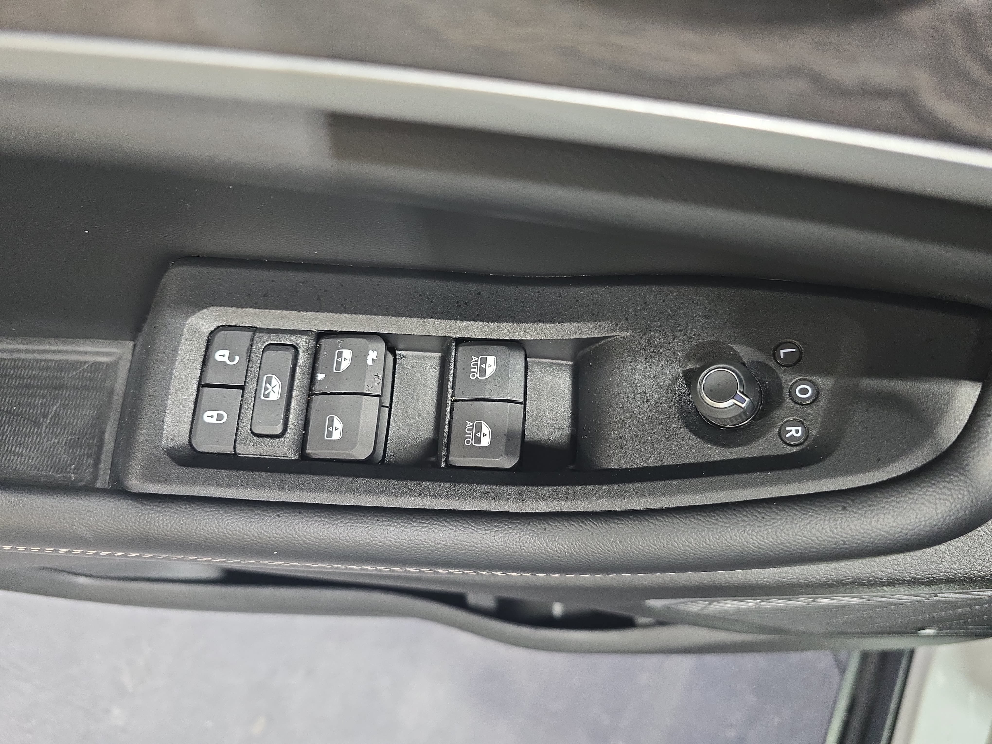 Used 2024 Jeep Grand Cherokee Limited 4xe AWD/4WD image 28
