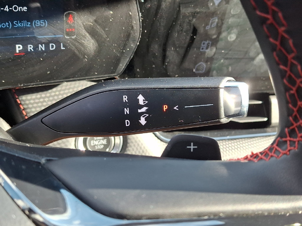 Certified 2026 Chevrolet Equinox RS FWD image 15