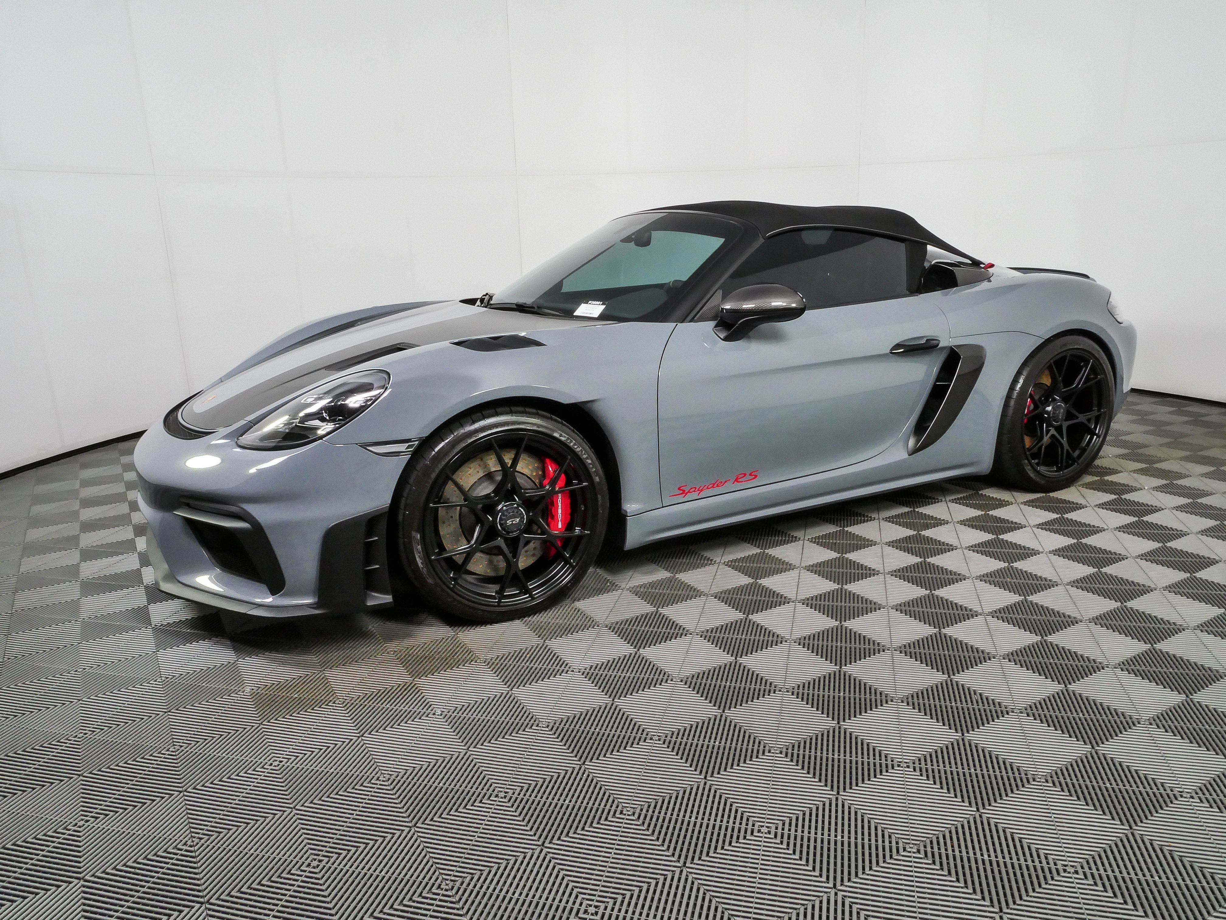 Certified 2024 Porsche 718 Boxster Spyder RS w/ Weissach Package RWD video 2