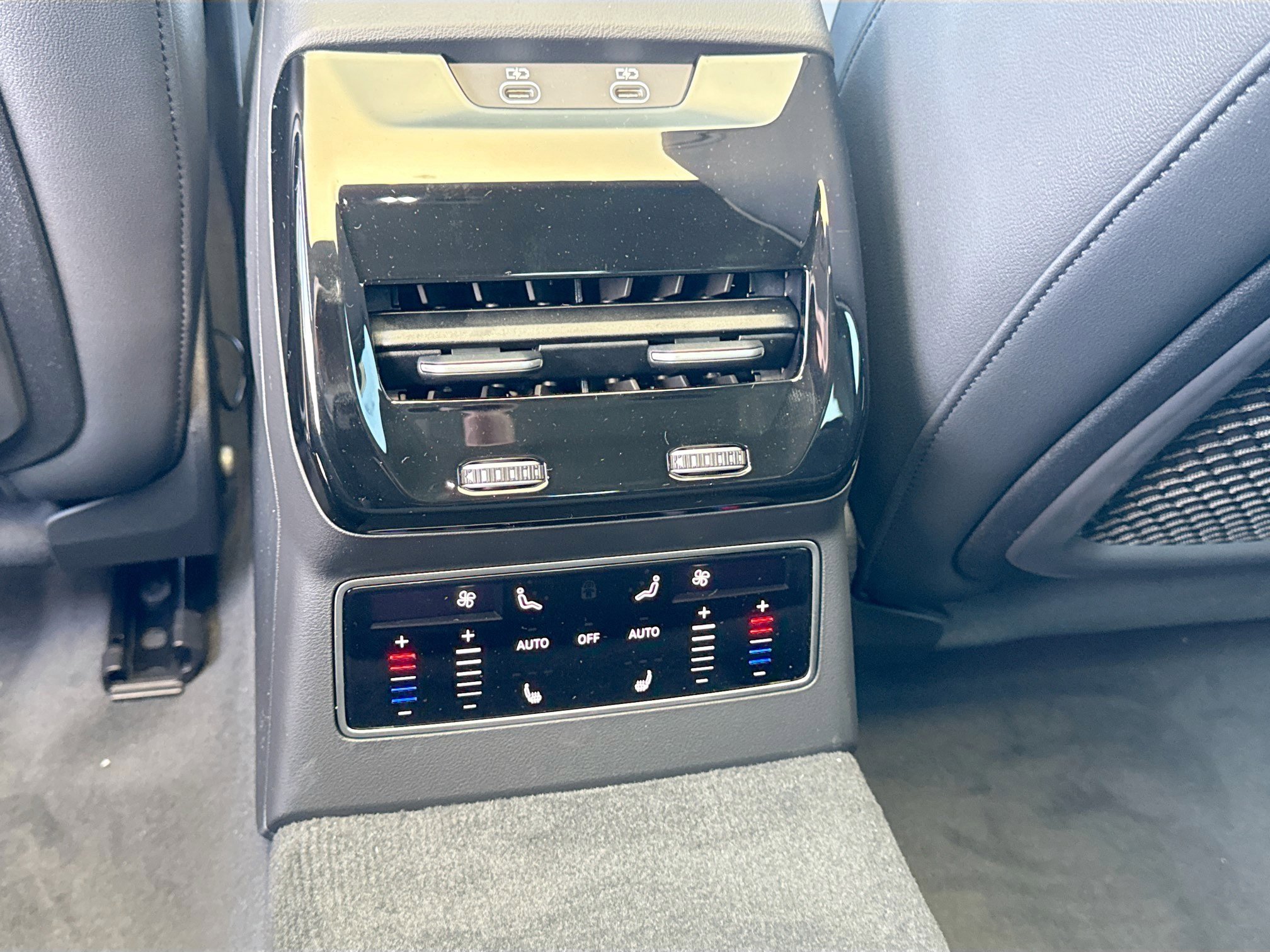 New 2026 Audi A6 Prestige image 19