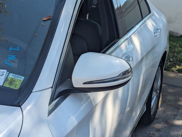 Used 2019 Mercedes-Benz C 300 4MATIC Sedan image 17