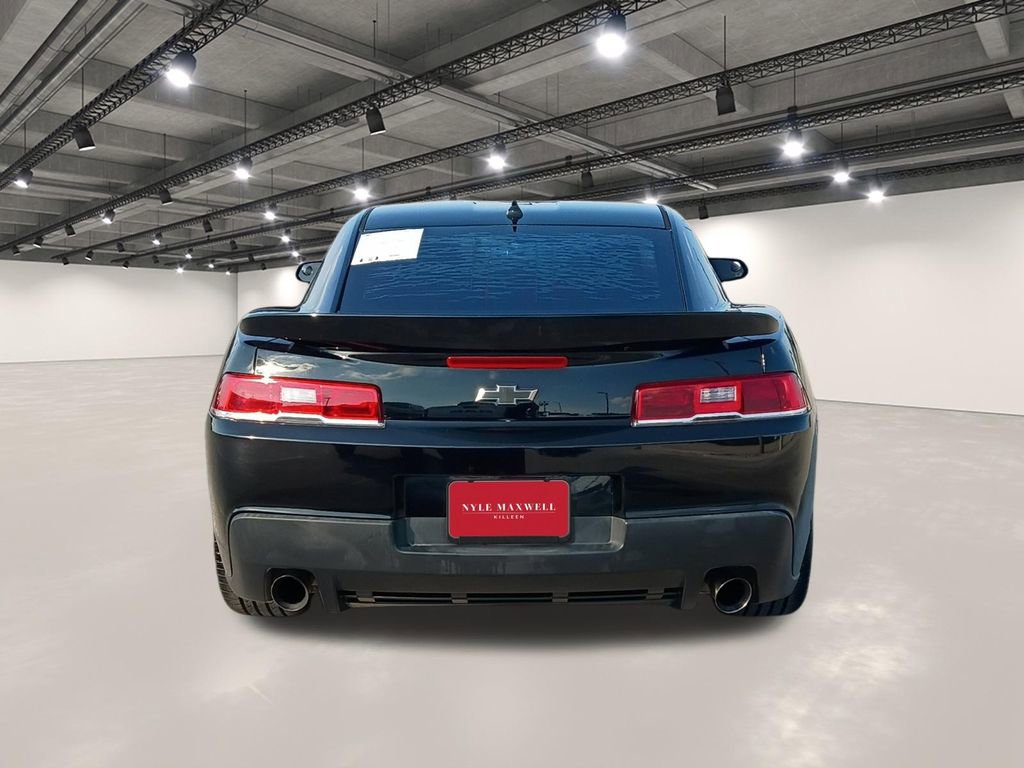Used 2015 Chevrolet Camaro LS RWD image 14