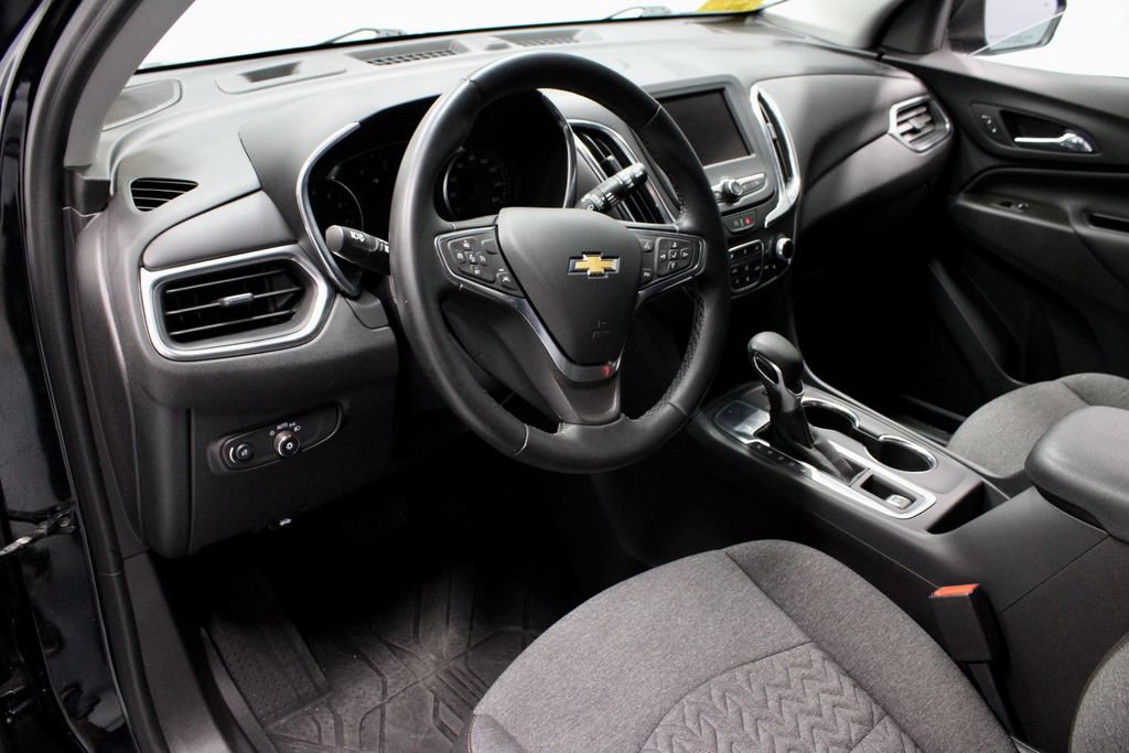 Used 2024 Chevrolet Equinox LT w/ LPO, Floor Liner Package FWD image 25