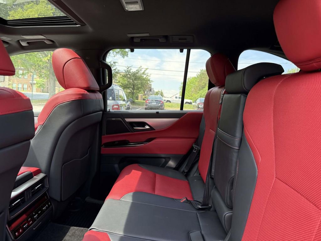 Used 2026 Lexus LX 700h F Sport AWD/4WD image 19