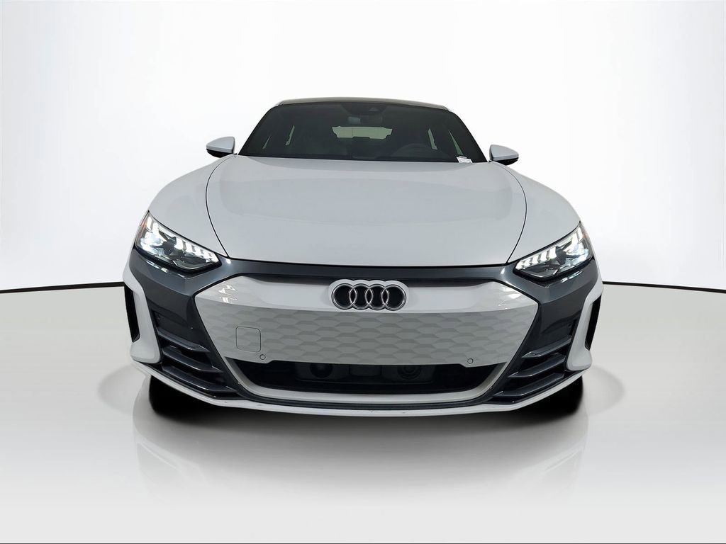 Used 2023 Audi e-tron GT Premium Plus image 2