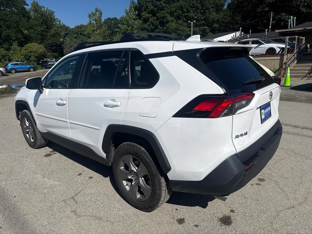 Used 2023 Toyota RAV4 XLE w/ Convenience Package AWD/4WD image 7