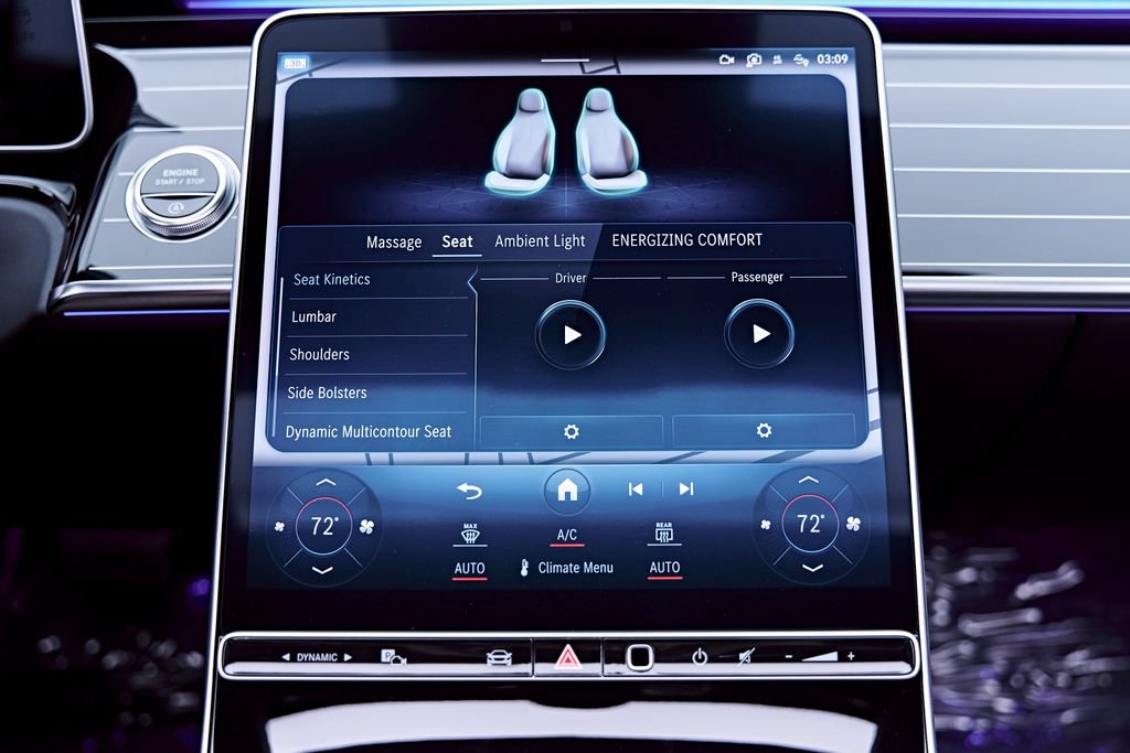 Used 2023 Mercedes-Benz Maybach S 580 4MATIC image 95