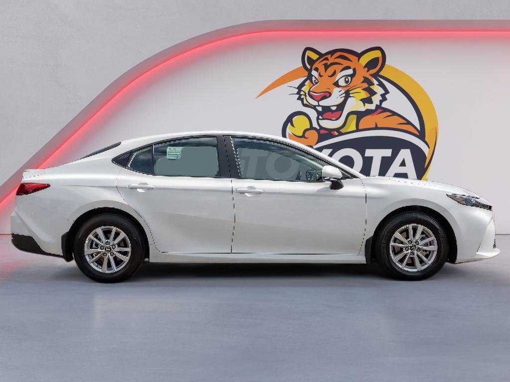 New 2026 Toyota Camry LE FWD image 4