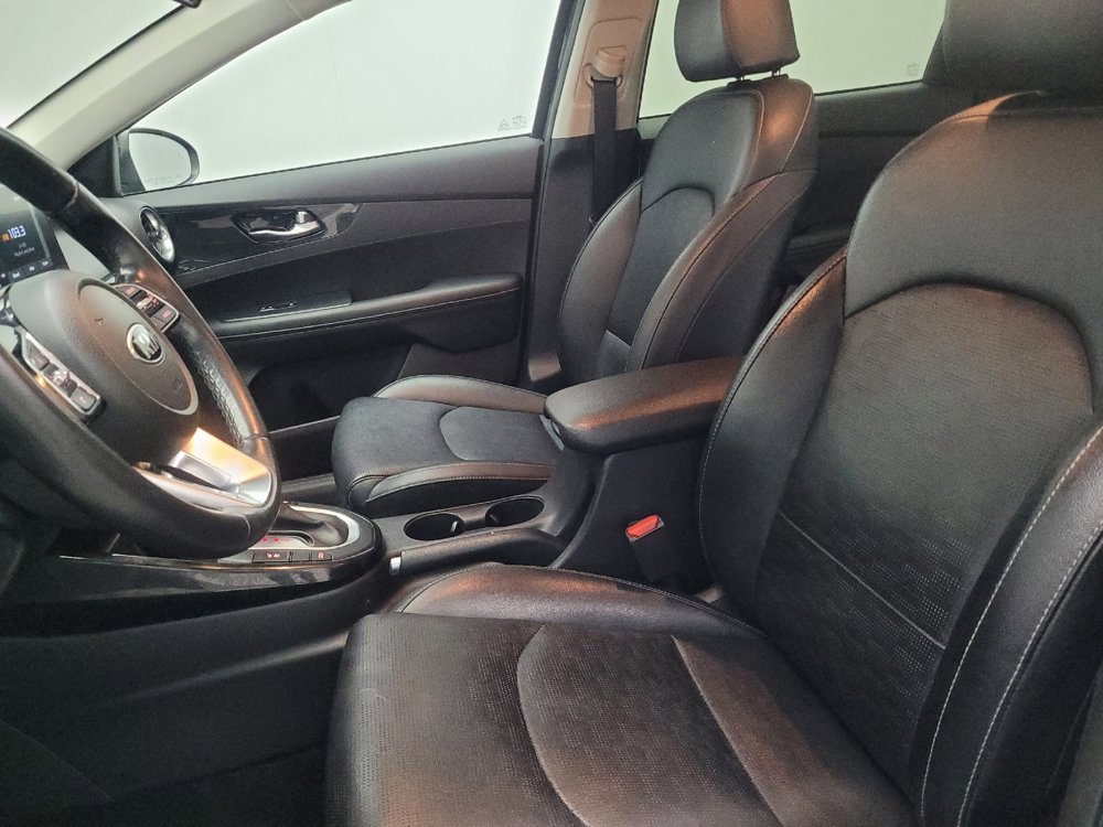 Used 2020 Kia Forte EX image 17