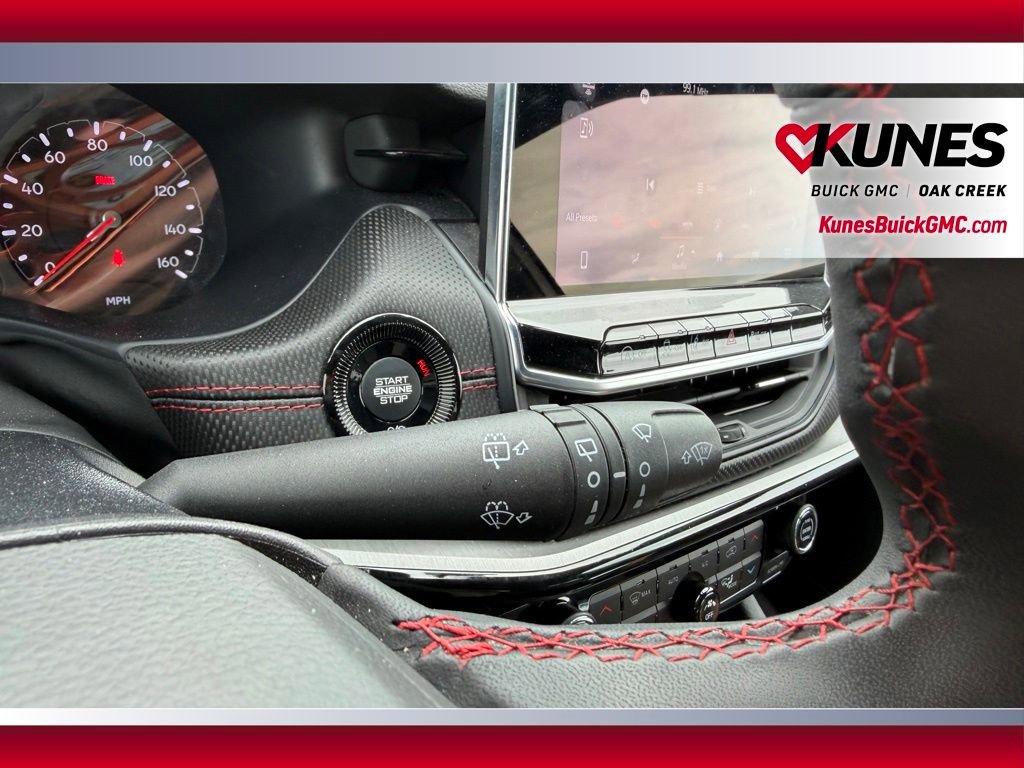 Used 2025 Jeep Compass Trailhawk AWD/4WD image 18