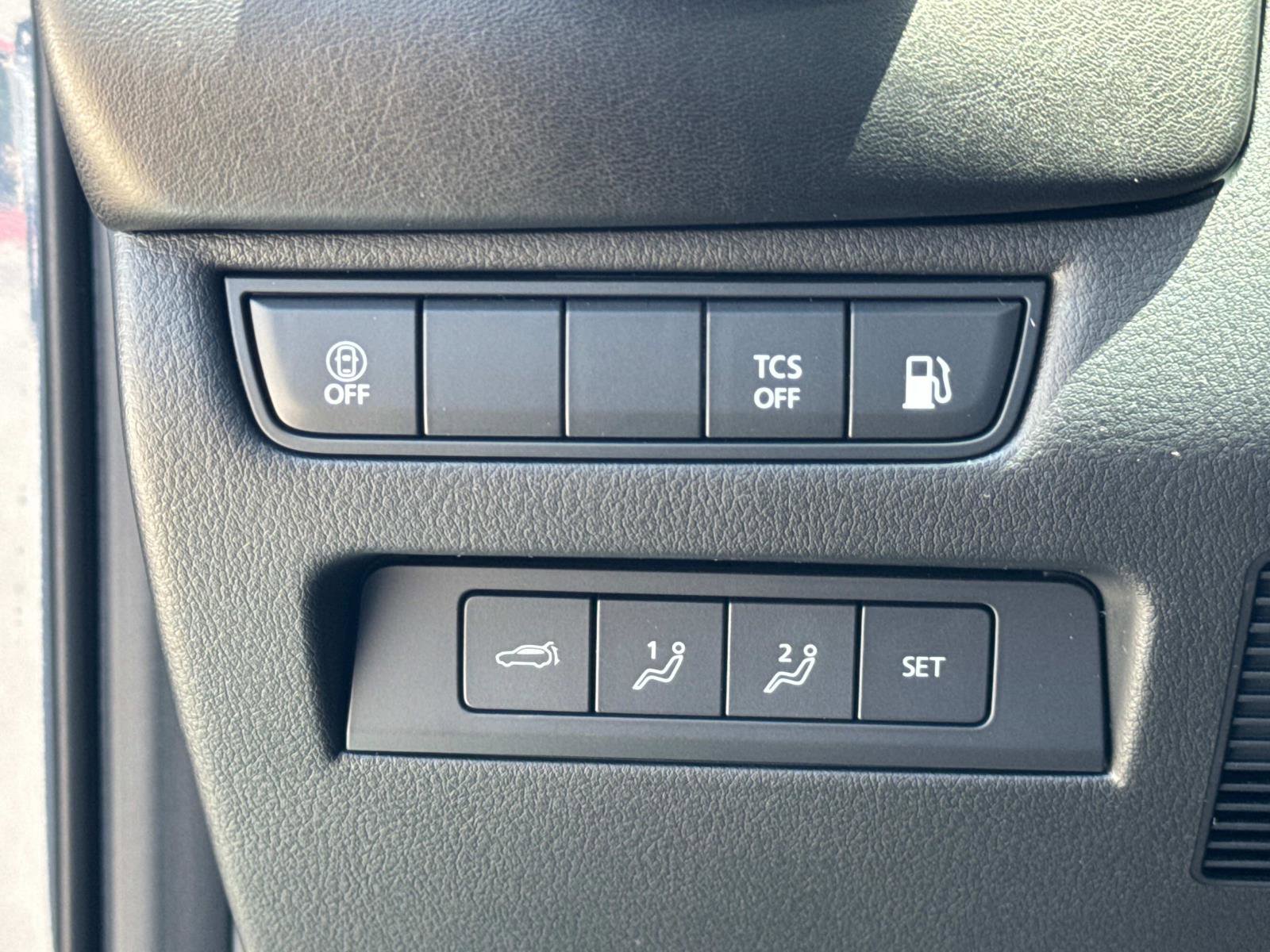 New 2025 MAZDA CX-50 2.5 Hybrid w/ Premium Plus Pkg image 17