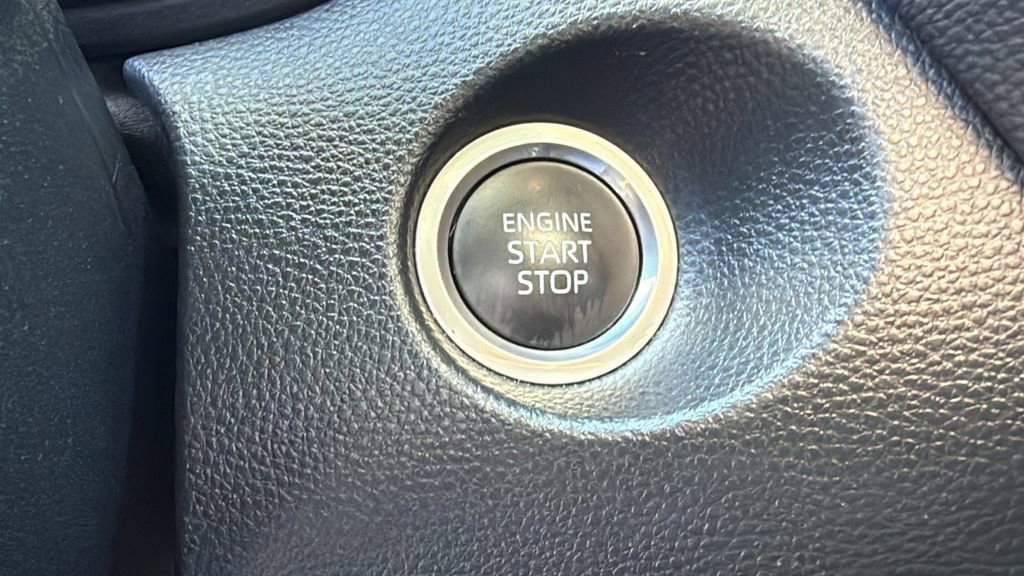 Used 2023 Toyota Corolla Cross LE image 20