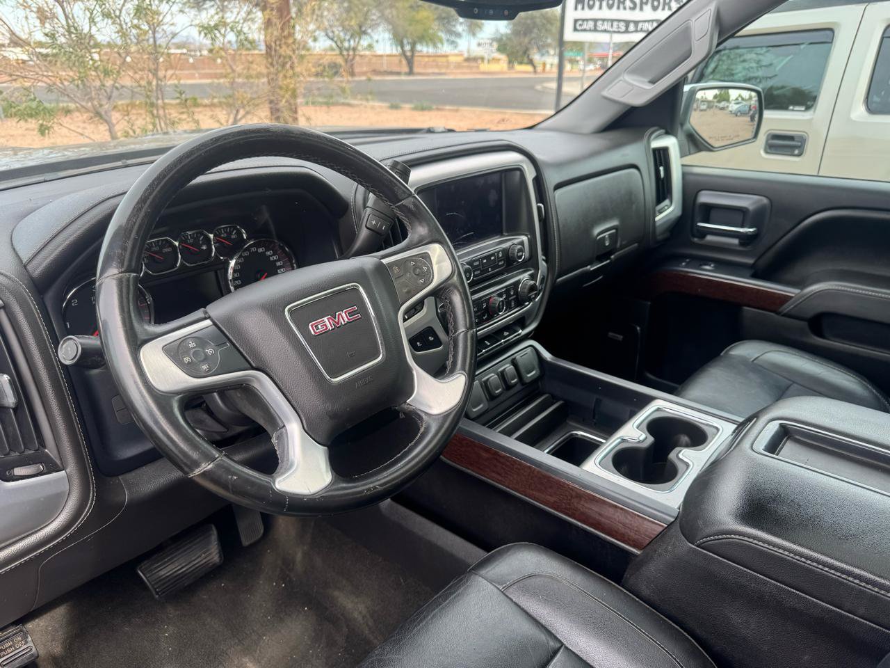 Used 2015 GMC Sierra 1500 SLT w/ SLT Crew Cab Value Package AWD/4WD image 8