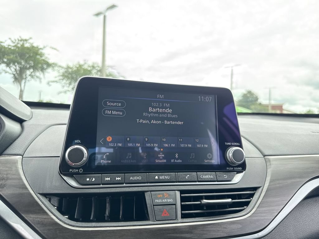 Used 2024 Nissan Altima 2.5 SV FWD image 23