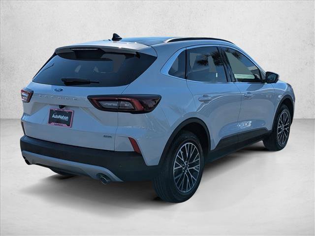 New 2026 Ford Escape SE w/ PHEV Premium Package image 2