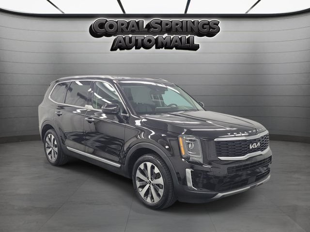 Certified 2022 Kia Telluride S FWD image 1