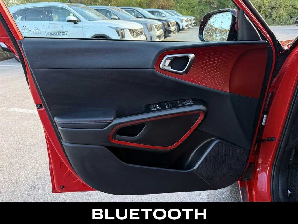 Certified 2024 Kia Soul GT-Line image 7