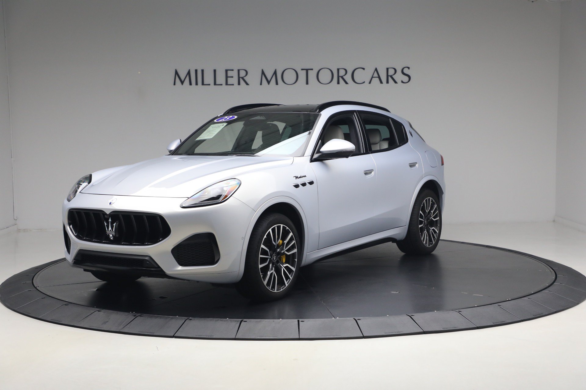 Certified 2023 Maserati Grecale Modena AWD/4WD image 2
