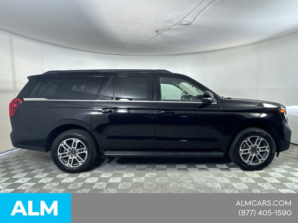 Used 2025 Ford Expedition Max Active AWD/4WD image 6