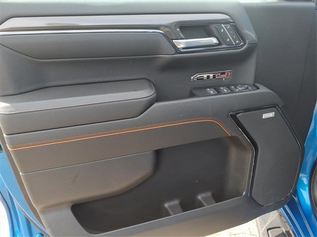 Used 2022 GMC Sierra 1500 AT4 w/ AT4 Preferred Package image 9