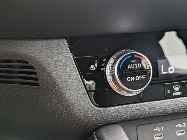 New 2026 Mitsubishi Outlander LE FWD image 29