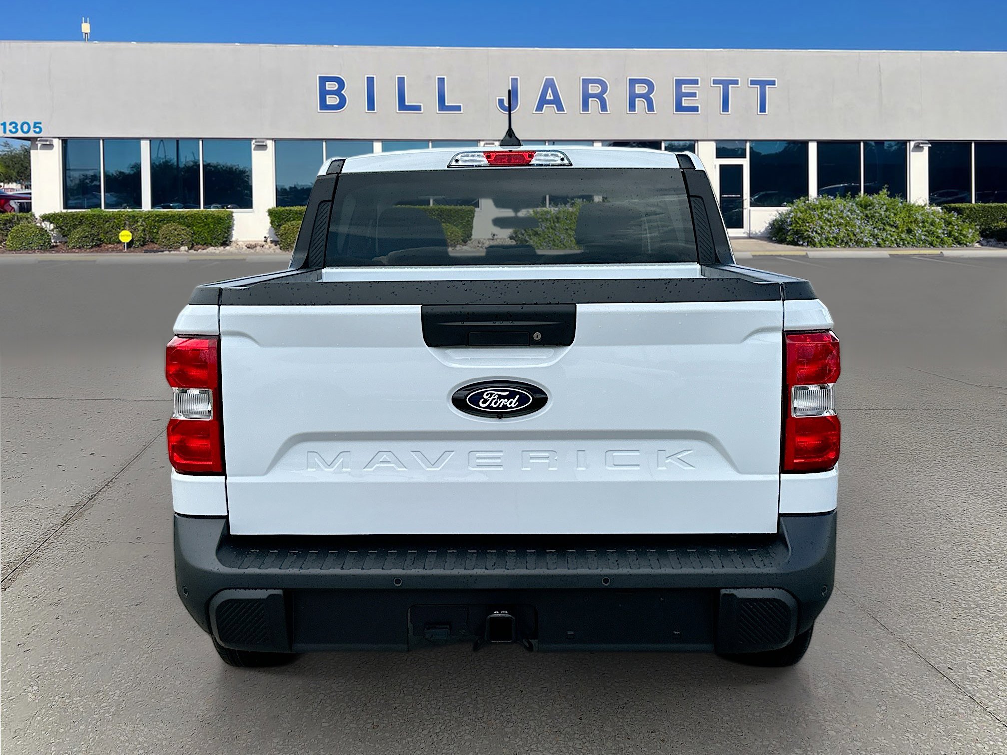New 2026 Ford Maverick XLT w/ XLT Luxury Package FWD image 5