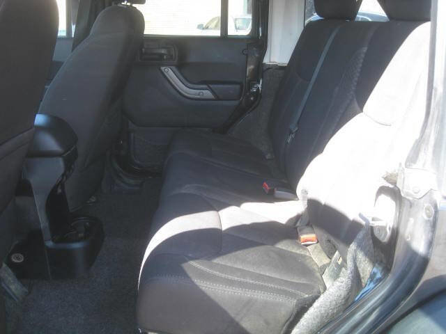 Used 2013 Jeep Wrangler Unlimited Sport image 15