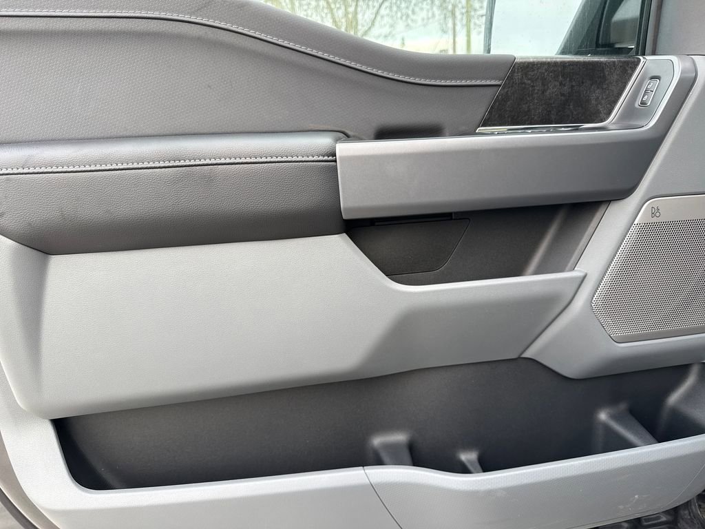 New 2025 Ford F150 Lightning Flash image 19