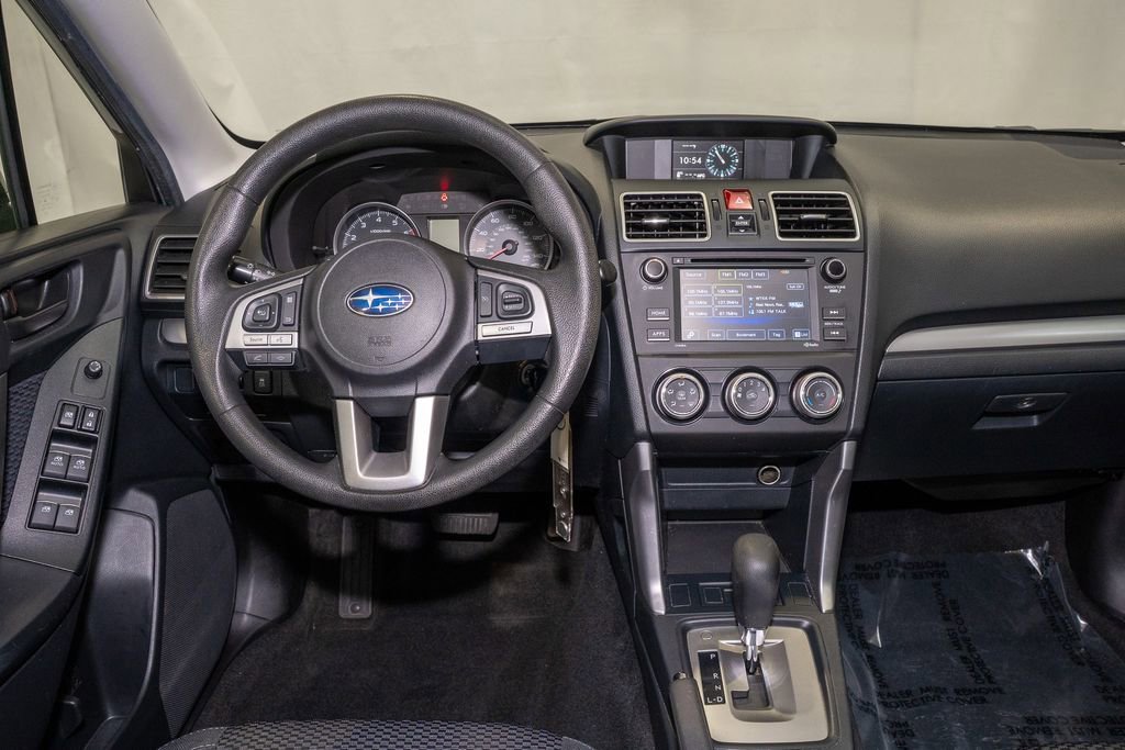 Used 2017 Subaru Forester 2.5i w/ Alloy Wheel Package image 2