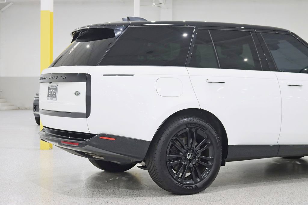Used 2023 Land Rover Range Rover SE image 11