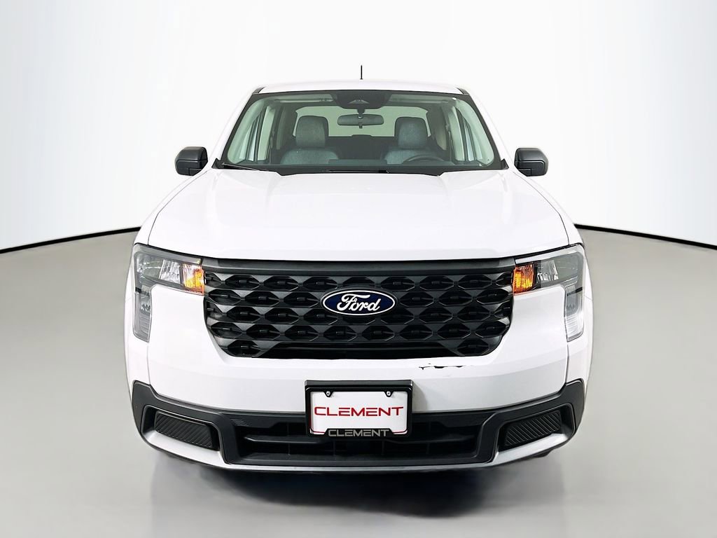Used 2025 Ford Maverick XLT image 3