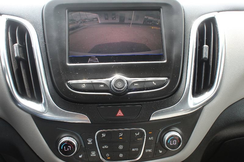 Used 2021 Chevrolet Equinox LT w/ Driver Convenience Package image 13