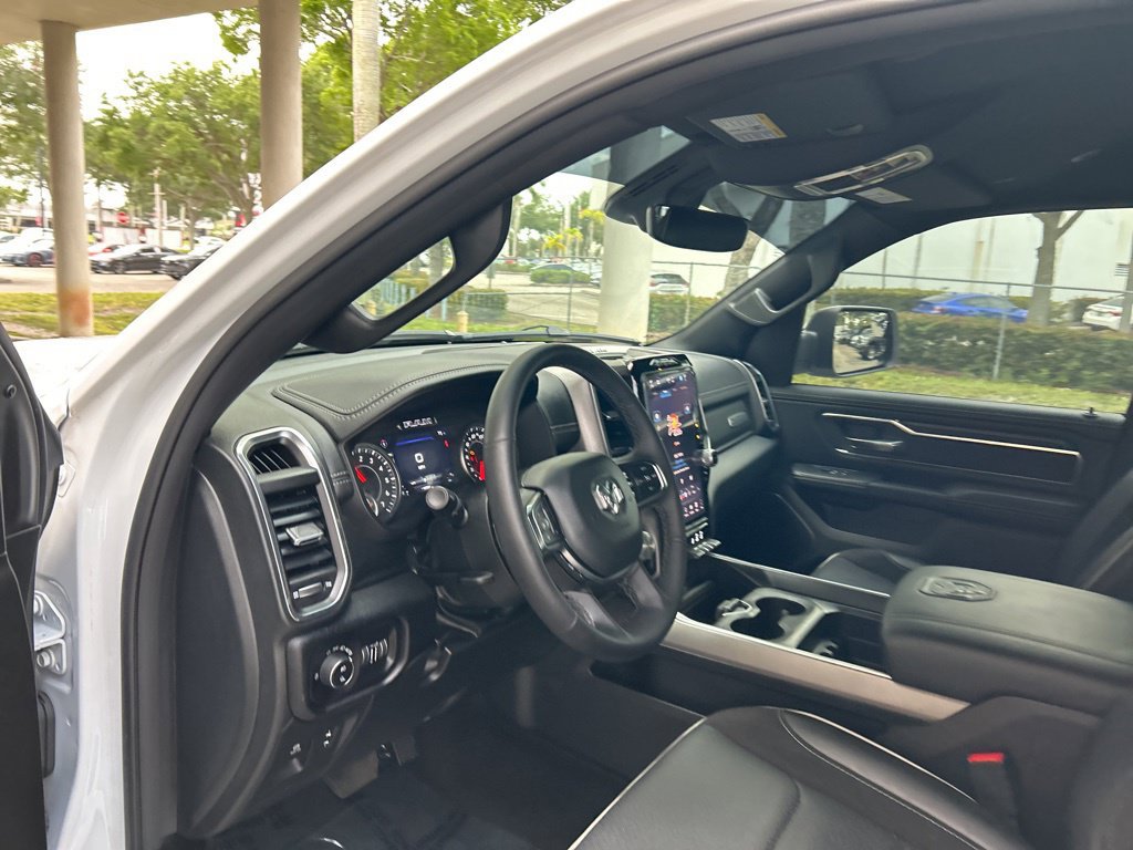 Used 2026 RAM 1500 Laramie AWD/4WD image 7