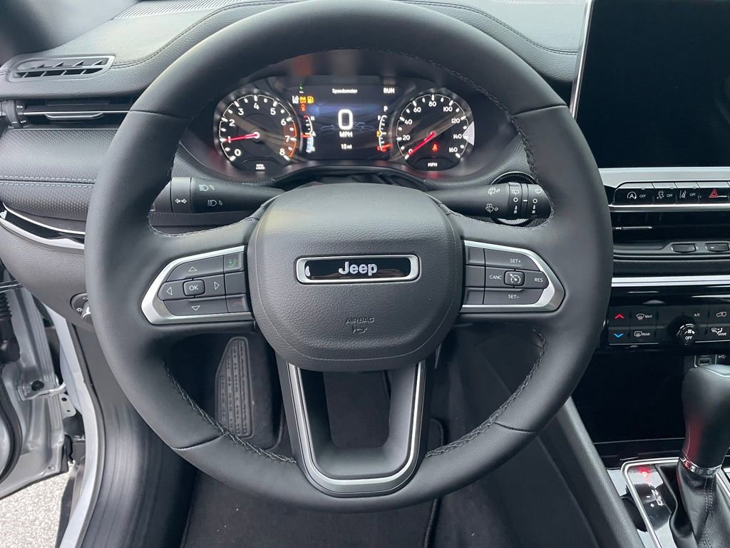New 2026 Jeep Compass Latitude AWD/4WD image 13