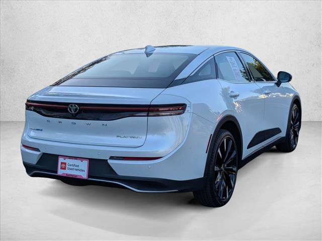 Used 2023 Toyota Crown Platinum image 5