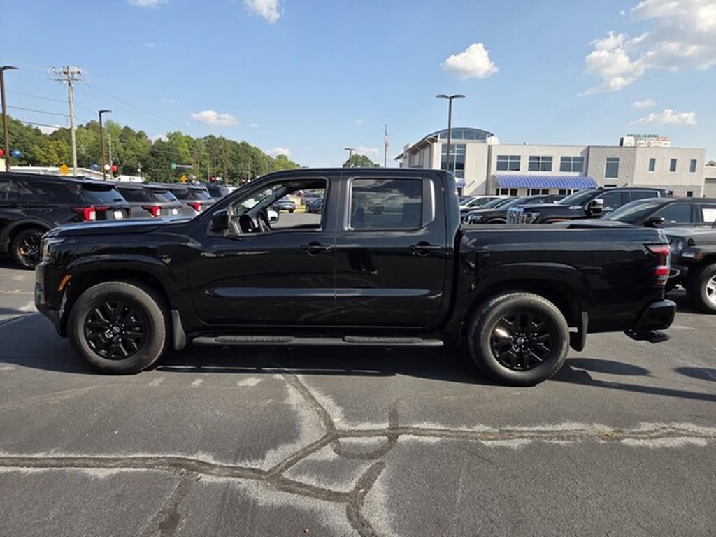 Used 2023 Nissan Frontier SV w/ Technology Package RWD image 8