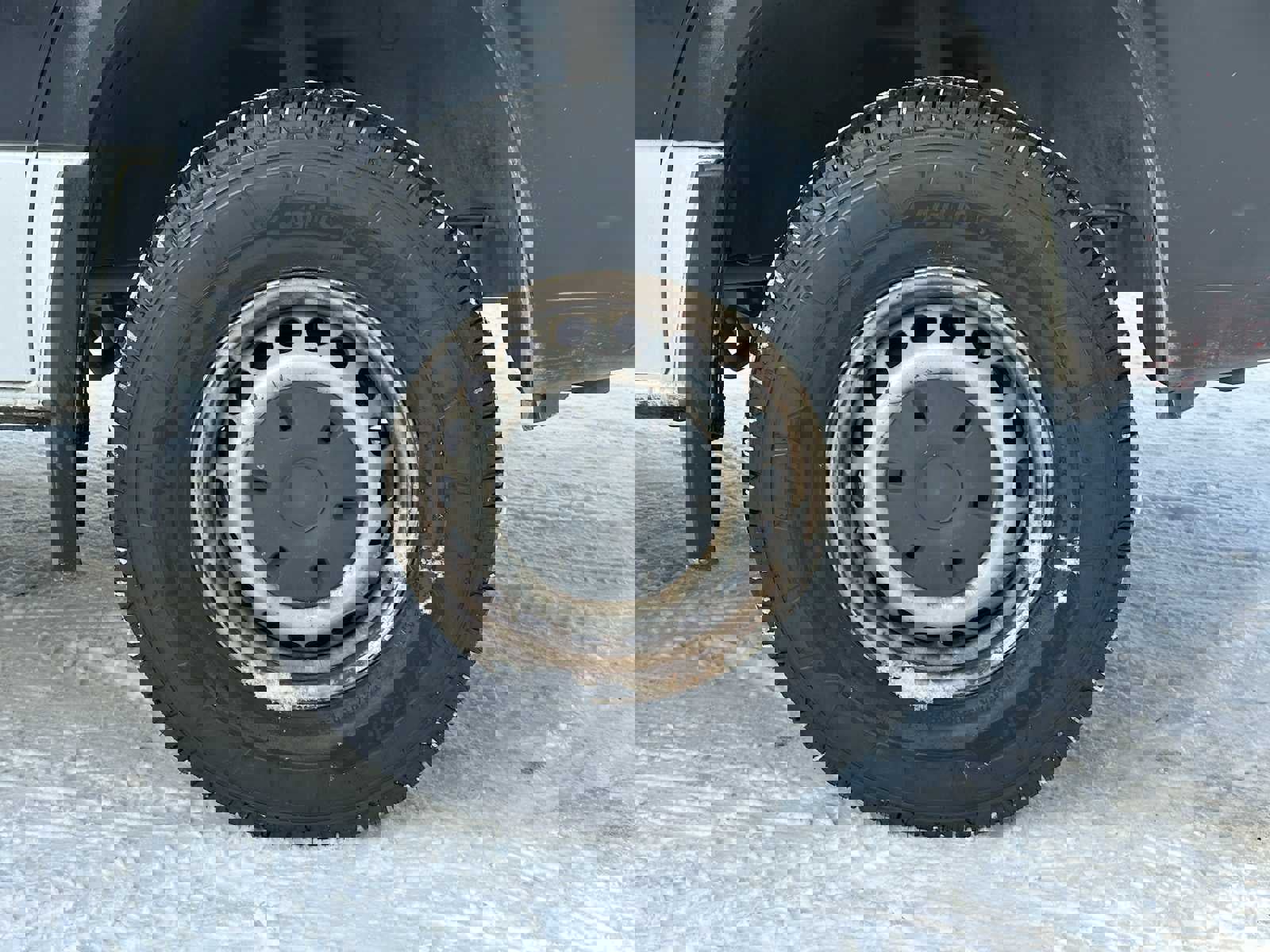 Used 2016 Freightliner Sprinter 2500 image 9