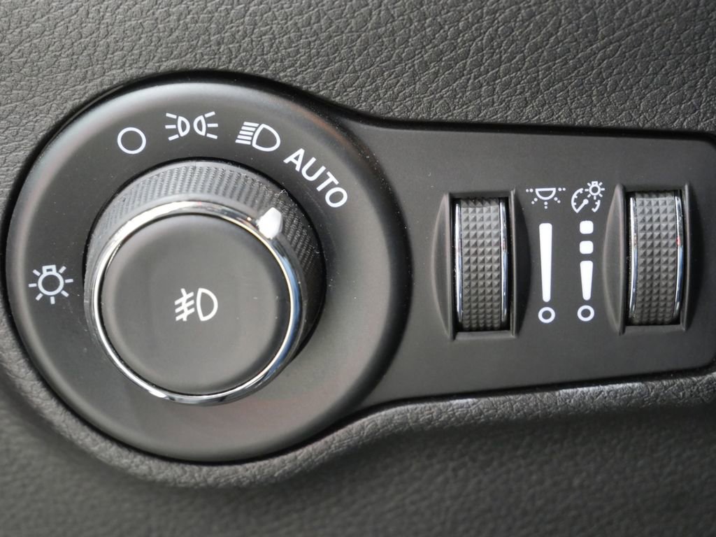 Used 2022 Jeep Compass High Altitude image 15