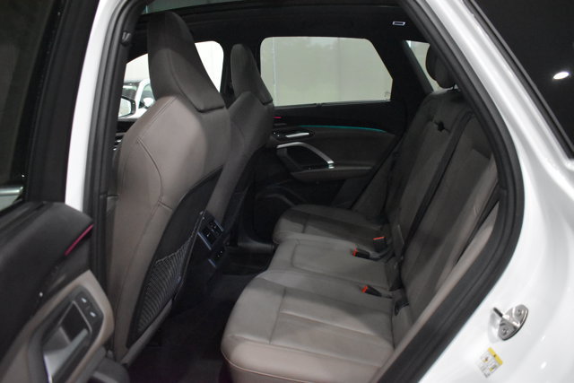 Used 2025 Audi Q5 Premium w/ Premium Plus AWD/4WD image 24