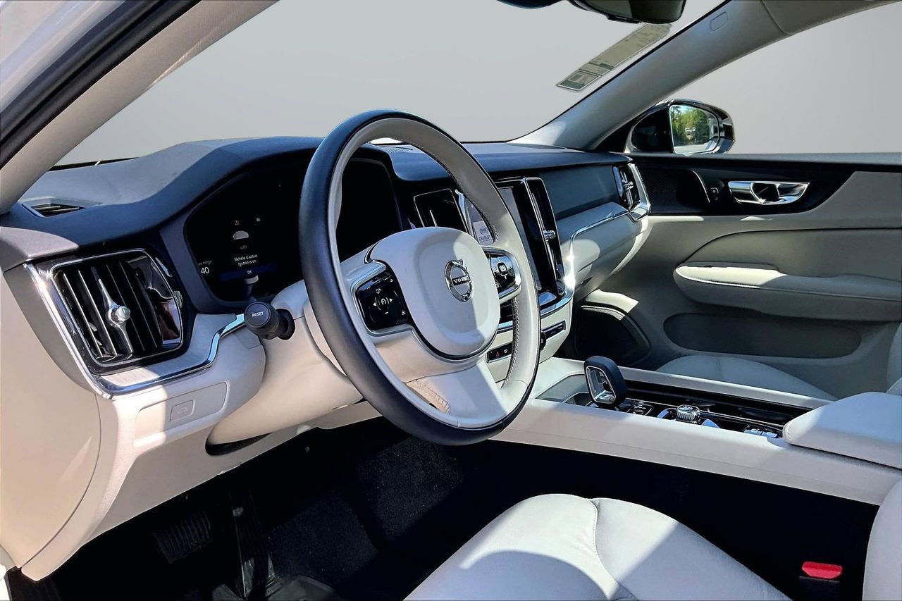 Used 2024 Volvo S60 B5 Plus w/ Climate Package image 20